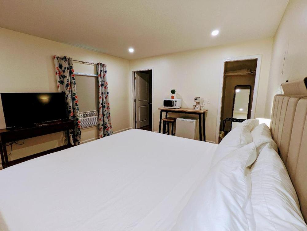 King Room interior